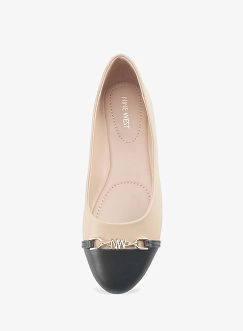 NINE WEST Pointed Toe Ballerina